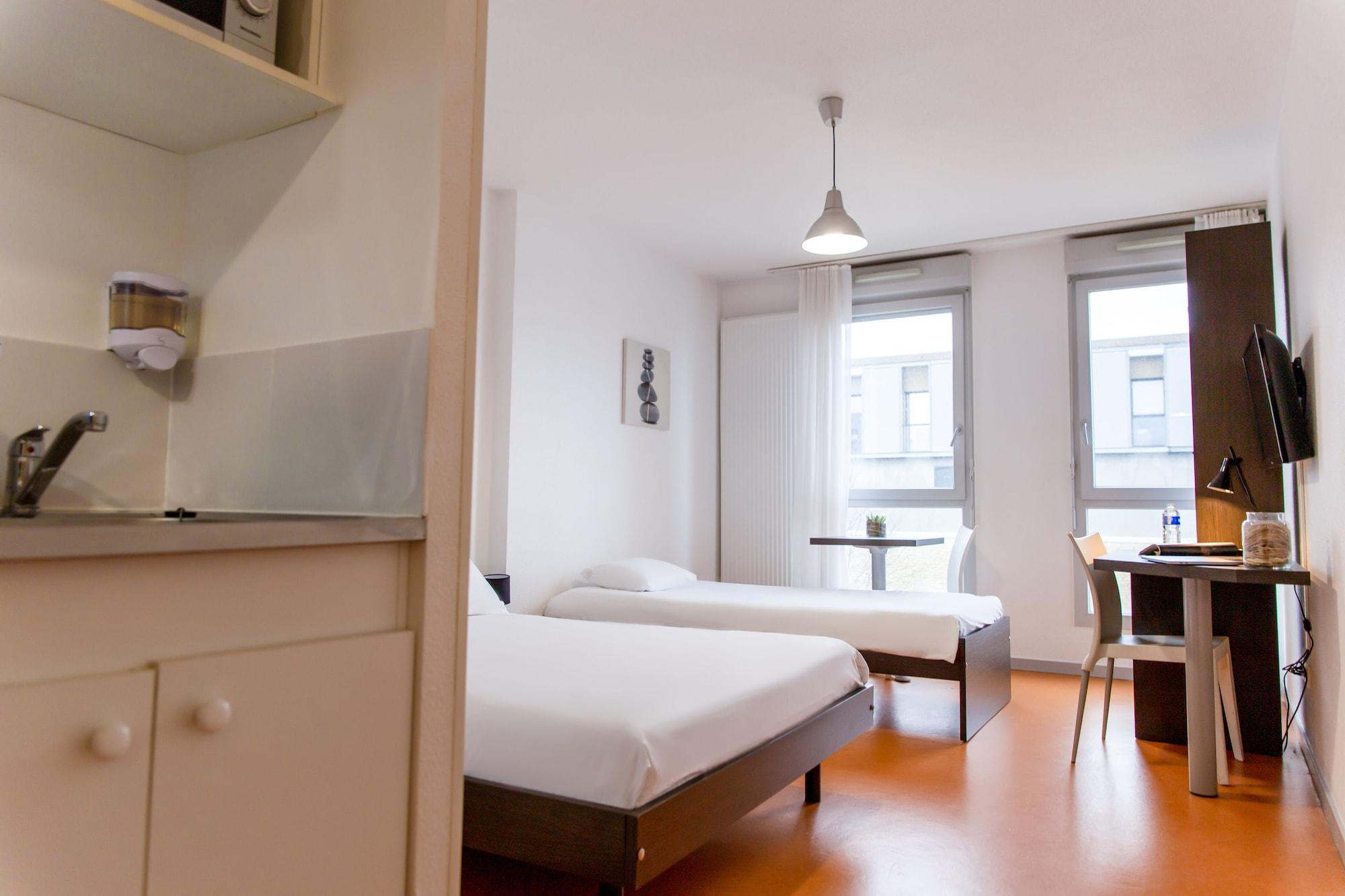 Comfort Aparthotel Besancon Hauts Du Chazal Eksteriør billede