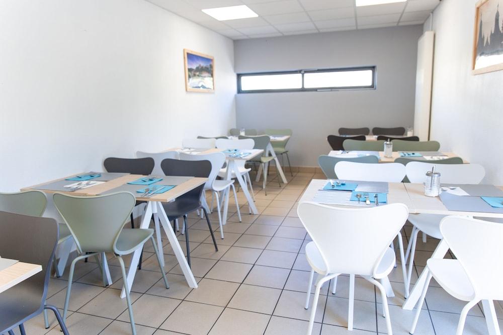 Comfort Aparthotel Besancon Hauts Du Chazal Eksteriør billede